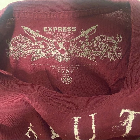 Express Truth Graphic Shirt Size XS Color Wine 100% Knit Top Skater - Picture 4 of 4